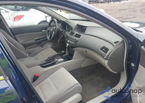 2008 Honda Accord 2.4 Lx z USA, uszkodzony, nr VIN 1HGCP26398A084770